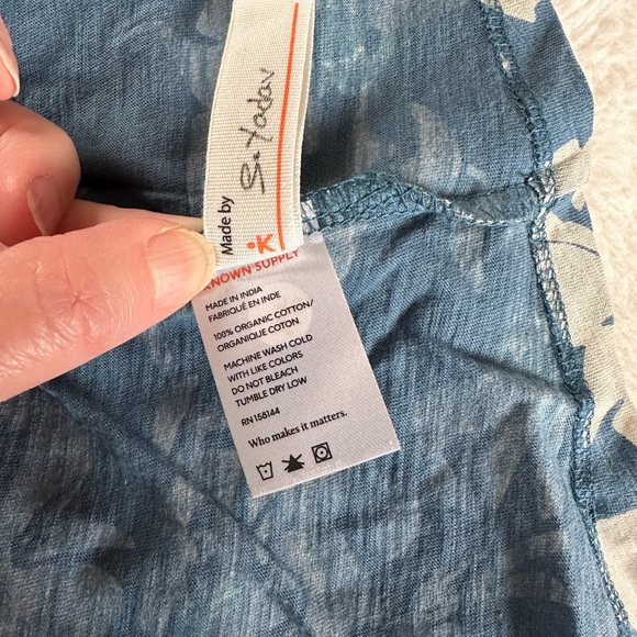 Natural fiber swimsuit coverup - Picture 3 of 4